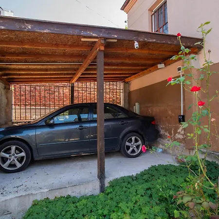 The Heritage Garden House Center Parking Ev Charger Villa