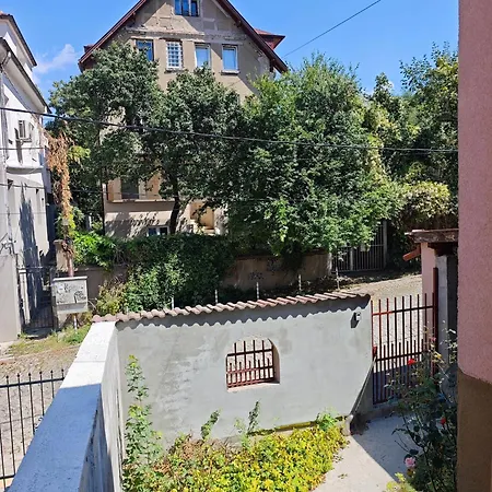 The Heritage Garden House Center Parking Ev Charger * Sofia
